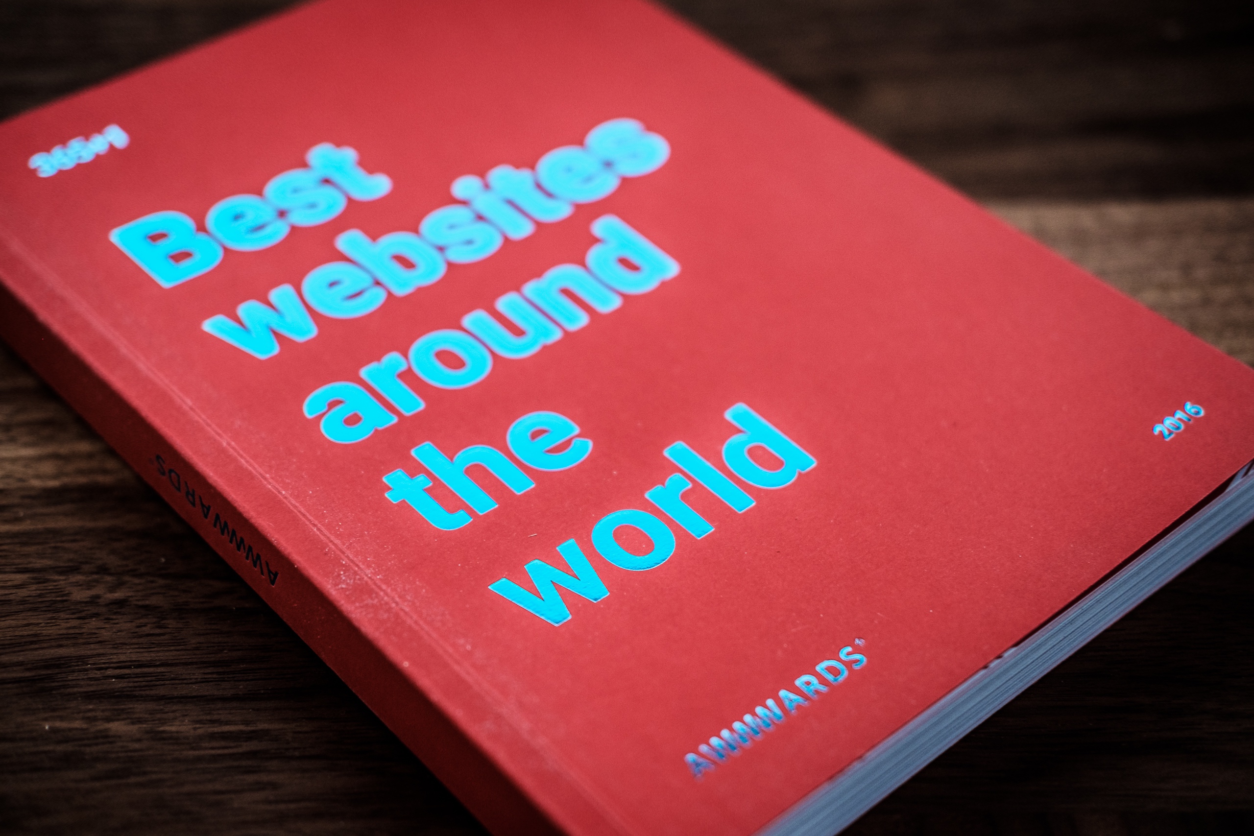 AWWWARDS Book 2016 David Hellmann 02