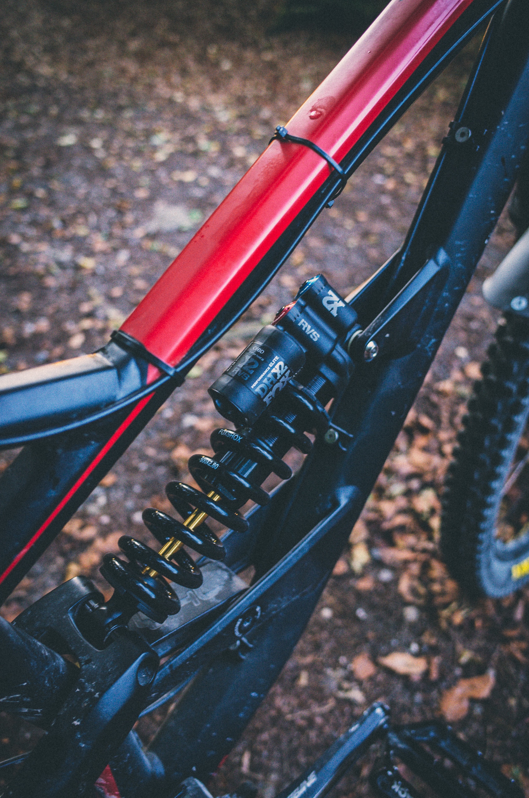Fox DHX2 2